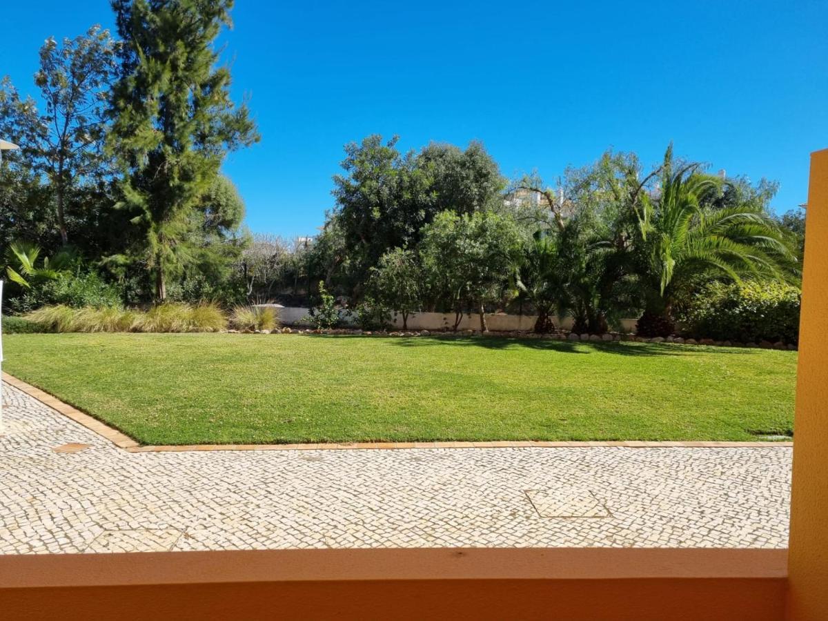 Marinho - 2 Bedroom 2 Bathroom Ground Floor Apartment With Communal Pool And Gardens Conceicao  Luaran gambar